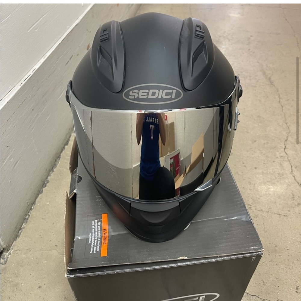 SEDICI Black Matte Helmet